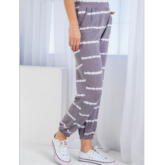 Grey & Ivory Tie Dye Pants - Picture 3 of 8